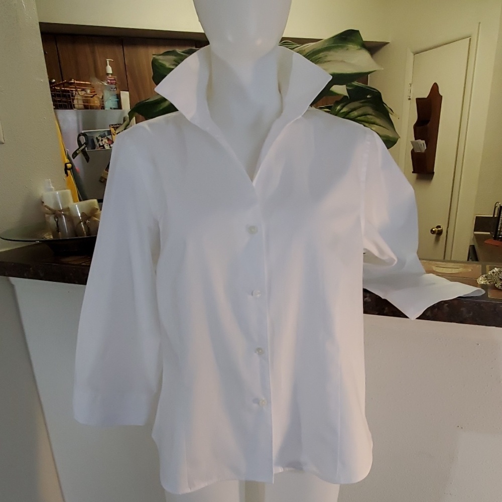 🚫SOLD🚫...JONES NY SHIRT